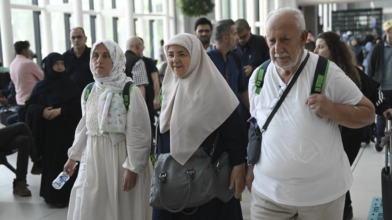 Hacılar yurda dönüyor