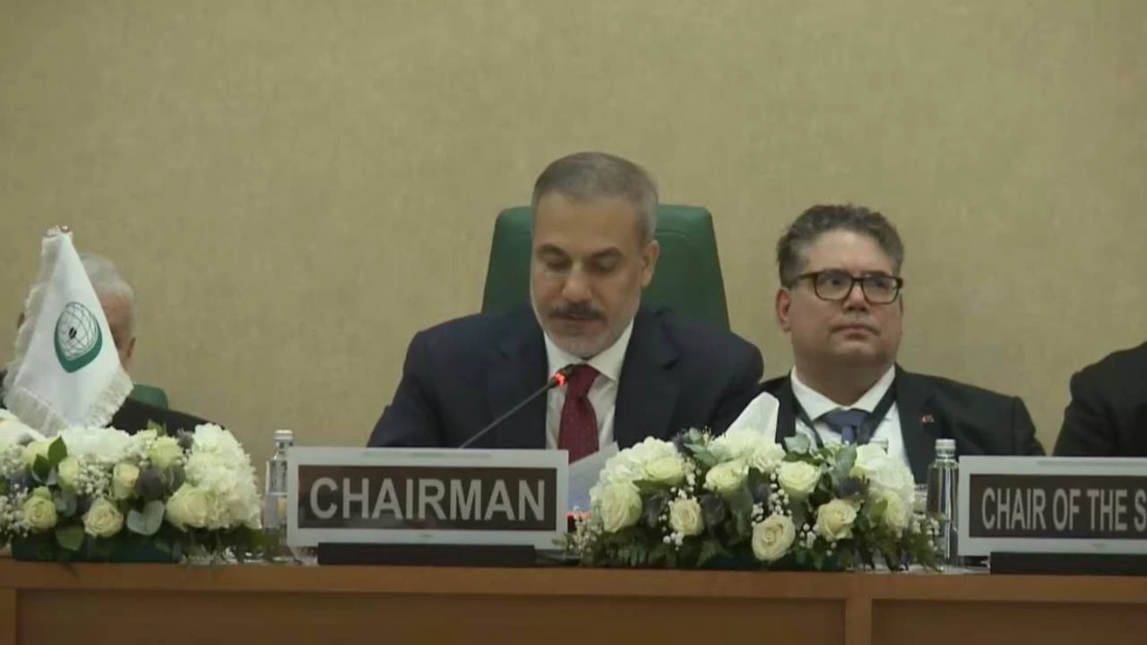 Hakan Fidan ��T toplant�s�nda konu�tu