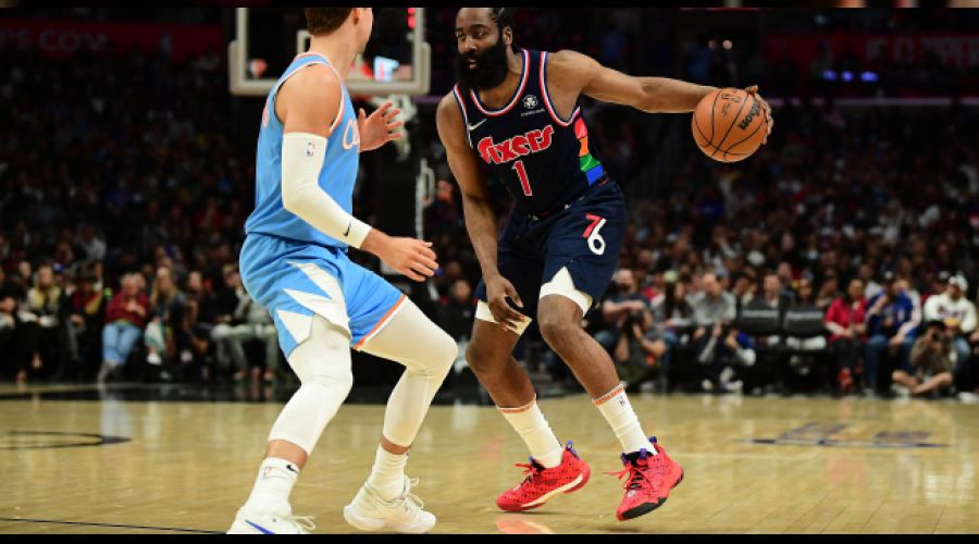 Harden ve Embiid, 76ers'� s�rtlad�