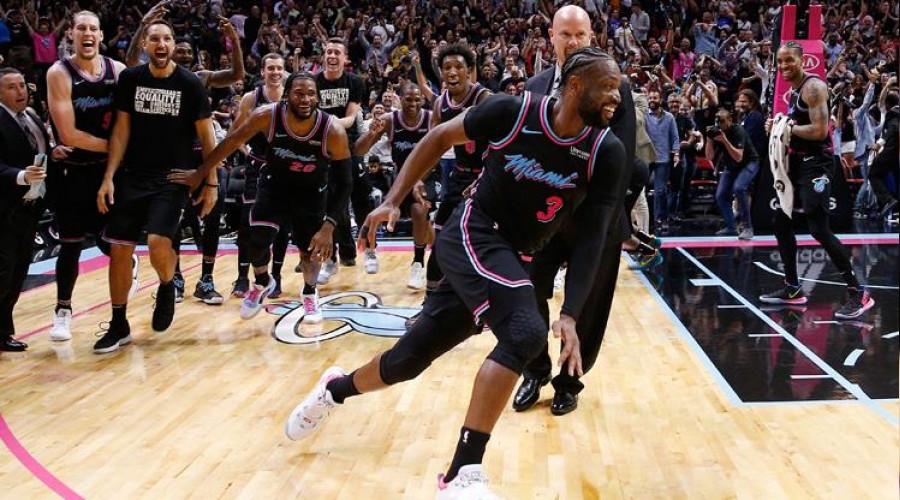 Heat, Wade ile son saniyede kazand