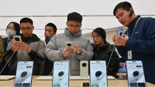 Huawei, angay'daki MWC 2025'te 5G-A ve yapay zeka zmlerini tantt