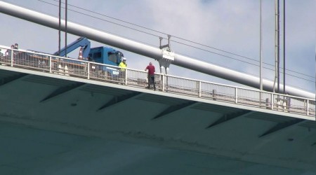 İntihar girişimi trafiği kilitledi
