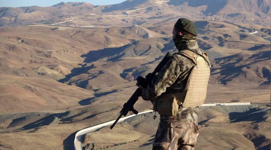 İran sınırına duvar tamamlanmak üzere