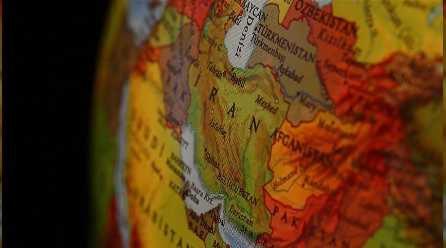 �ran'da �iddetli deprem