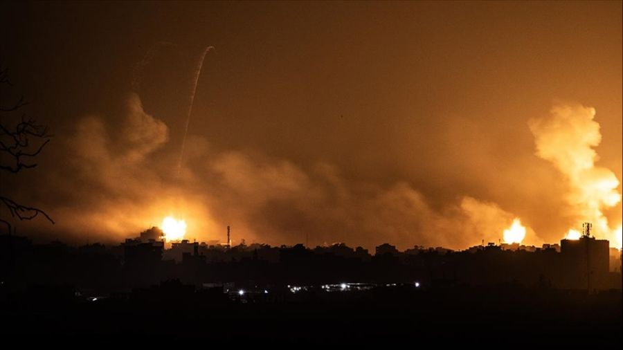  srail, Gazze eridi'ndeki tm hastanelerin evresini youn bombardmana tutuyor