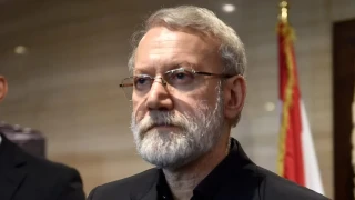 �srail, Laricani'nin �ld���n� iddia etti