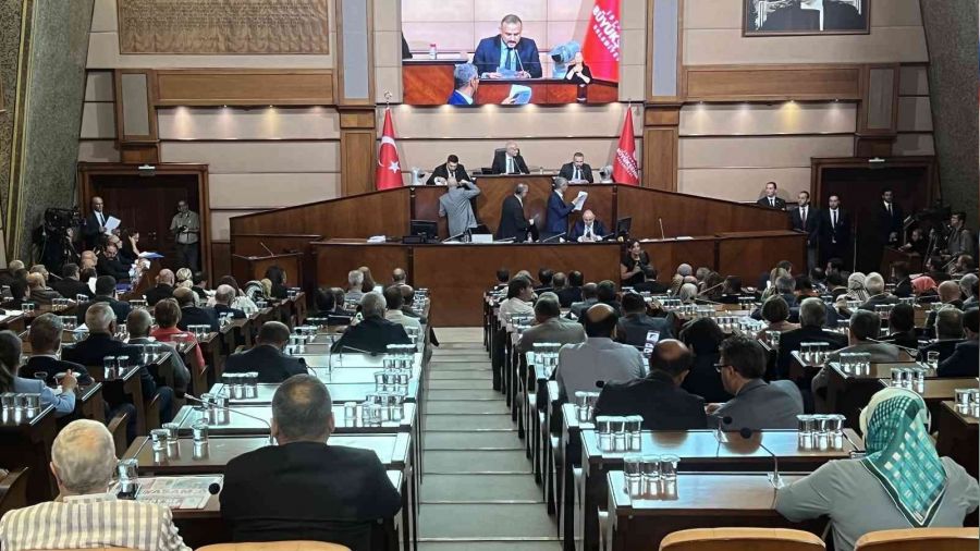 İstanbul'da oy birliği ile suya yüzde 40,38'lik zam