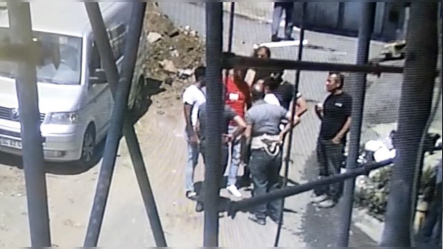 �stanbul'da silahl� ve sopal� kavga