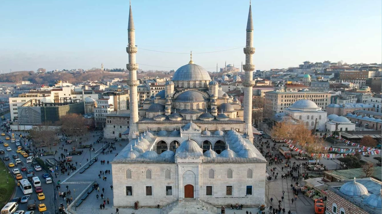 İstanbul’un tarihi yarımadasında yeni bir inci: Yeni Camii