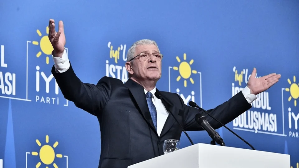  �Y� Parti Genel Ba�kan� M�savat Dervi�o�lu, fon vurgununa ili�kin ��ktidar g�zetiminde h�rs�zl�k� ifadelerini kulland�