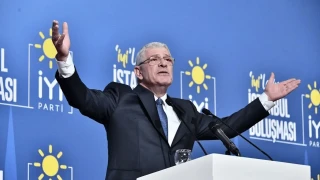  �Y� Parti Genel Ba�kan� M�savat Dervi�o�lu, fon vurgununa ili�kin ��ktidar g�zetiminde h�rs�zl�k� ifadelerini kulland�