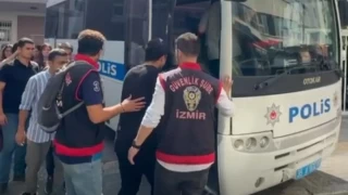 İzmir'de ABD askerlerini protesto edenler tahliye edildi