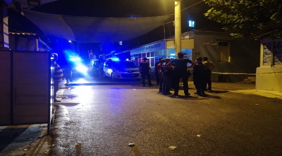 İzmir'de silahlı çatışma