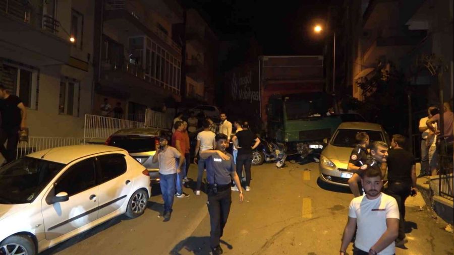 Kamyonun freni boşaldı