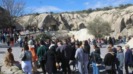 Kapadokya'y Nisan'da 420 bin kii ziyaret etti