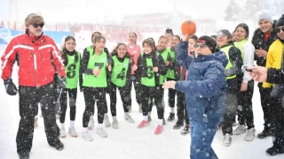Kar Hentbol Şampiyonası, Türkiye'de ilk kez Erciyes'te yapıldı