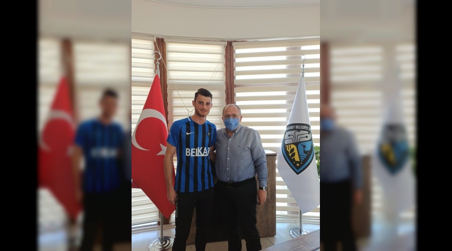 Karacabey Belediyespor'a şampiyonluk yolunda 4 imza birden