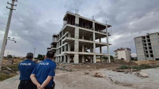 Karaman'da 4. kattan d��en kal�p ustas� a��r yaraland�