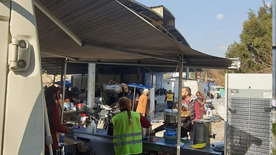 Karavan sahipleri aralarn deprem blgesine gtrmek istiyor