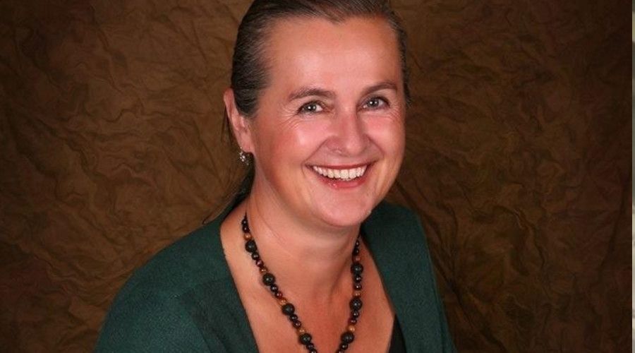 Kendisine bilerek korona vir�s bula�t�ran �ek �ark�c� hayat�n� kaybetti