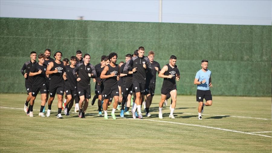 Keny Beşiktaş ile anlaştı