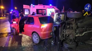 Keşan'da 2 otomobil çarpıştı: 1 ölü, 5 yaralı