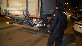 Krkkale'de kamyona arpan motosikletteki 2 gen ar yaraland
