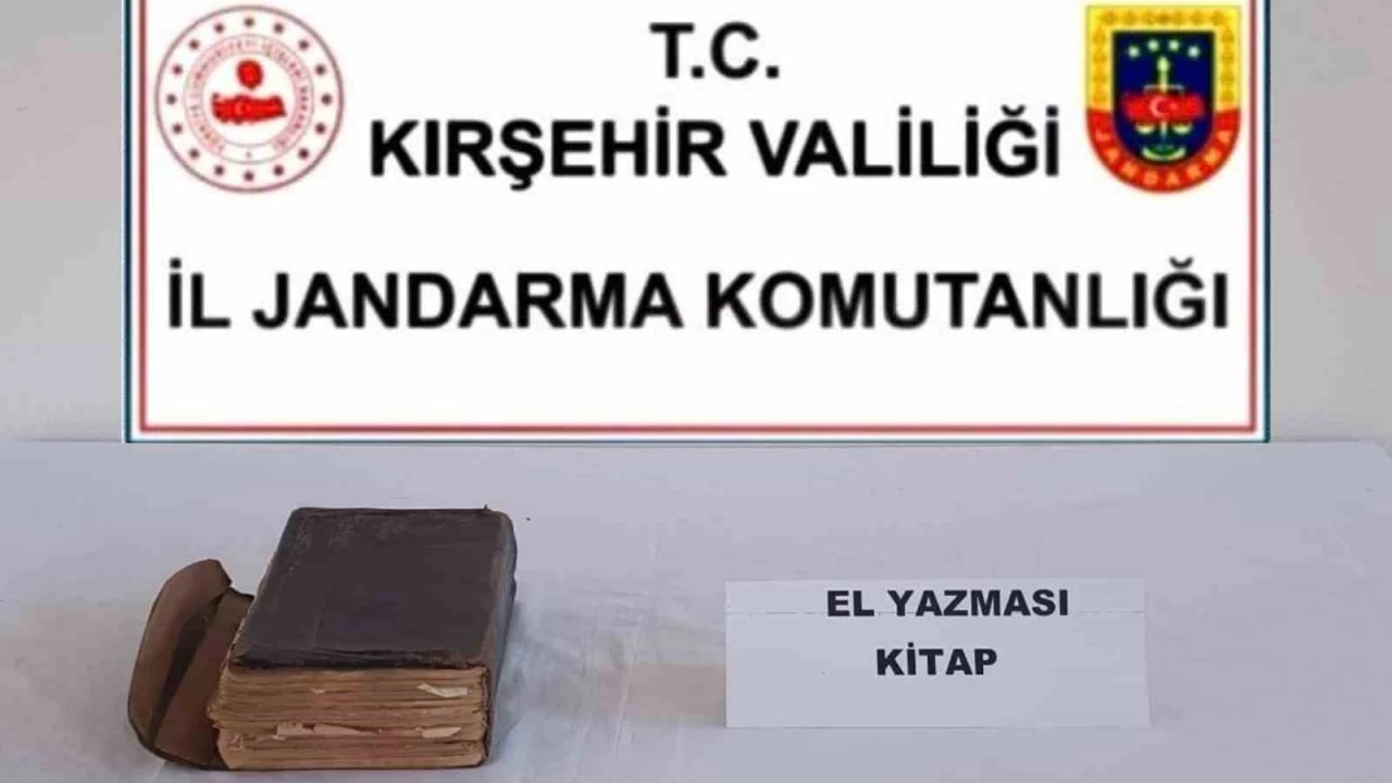 Kırşehir'de el yazması Kur'an ele geçirildi