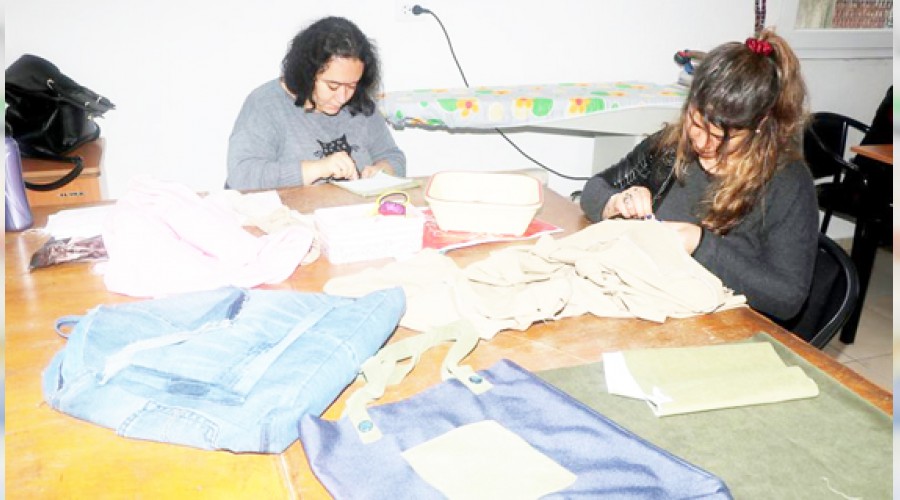 Kıyafetler 'bez torba'ya dönüşüyor