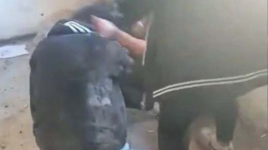Kız öğrenci başka bir kızı metruk binada öldüresiye dövdü