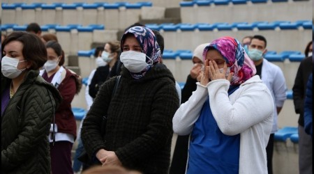 Koronavirüsten ölen profesörün adı üniversitede yaşatılacak