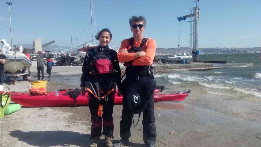 Kürek çekerek İzmir'den Çanakkale'ye gidecekler