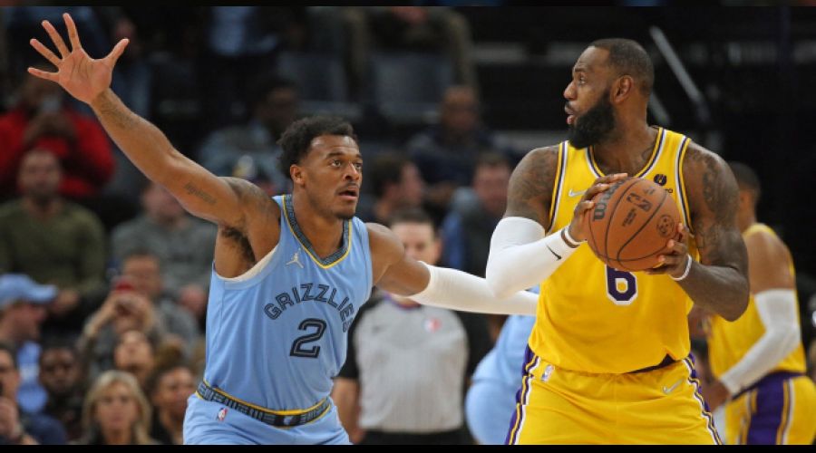 LeBron'�n performans� Lakers'a yetmedi