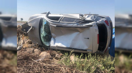 Lüks araç trafiğe çıkamadan pert oldu