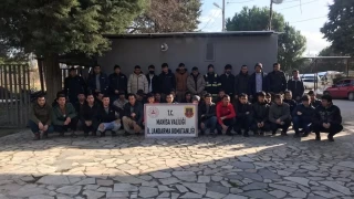 Manisa'da kaçak çalıştırılan 34 göçmen yakalandı