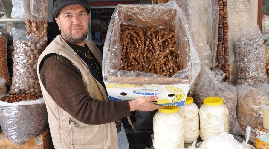 Mardin'in cevizli sucuk ve pestillerine talep artt�