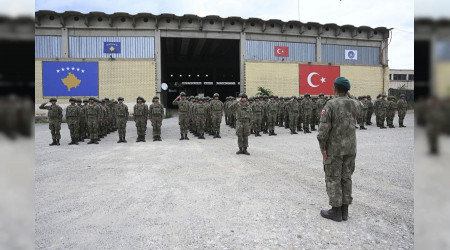 Mehmetçiğin Kosova'ya intikali tamamlandı