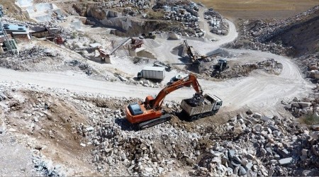 Mermer atıklarından yerli asfalt malzemesi ürettiler