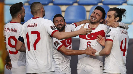 Milliler bir basamak yükseldi