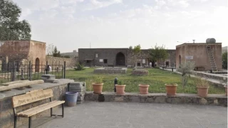 Mr Abdal Medresesi: Cizrenin bilim ve inan miras