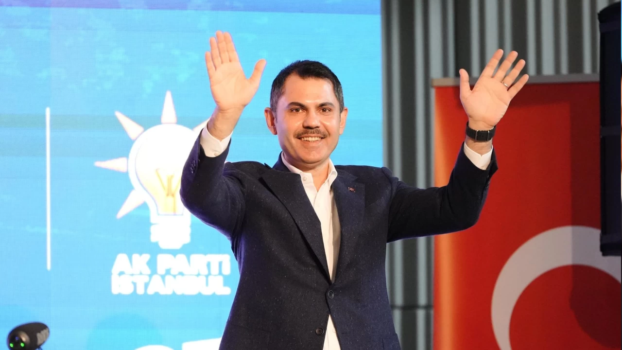 Murat Kurum'dan �mamo�lu'na israf ele�tirisi