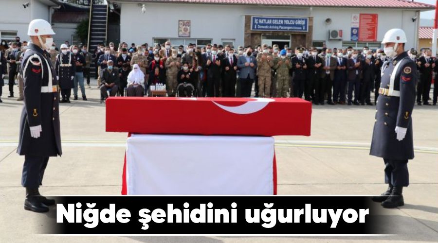Ni�de �ehidini u�urluyor