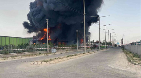 Niğde'de yağ fabrikasında yangın