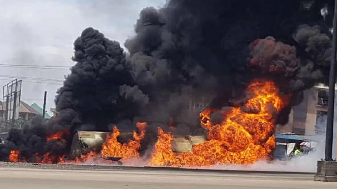 Nijerya'da tanker faciası: En az 70 ölü