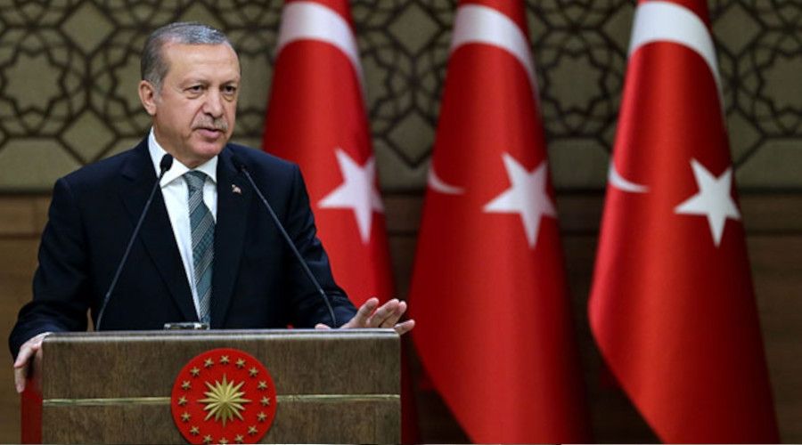 "Nikahlı veya boşanmış eşe karşı işlenen tehdit suçlarına verilecek cezaların da alt sınırı 6 aydan 9 aya çıkartılacaktır."