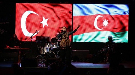 O türküyü Karabağ'da söyleyeceğiz