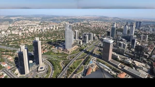 Ofis ve AVM kiraları fırladı