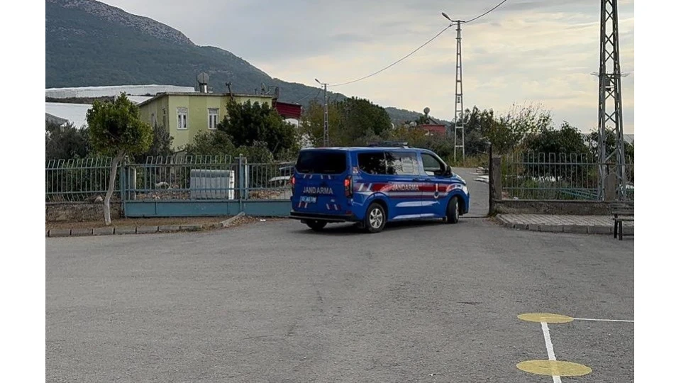 Okul müdürünü vuran çocuğun babası da gözaltına alındı