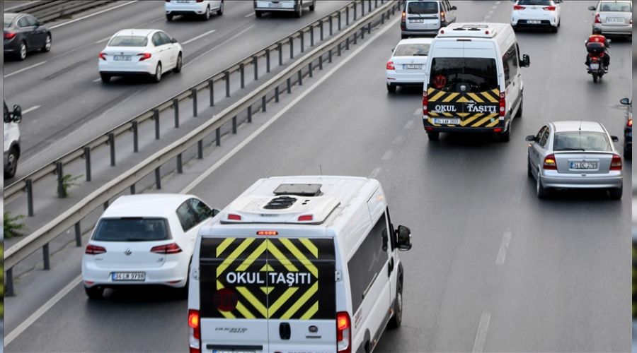 Okul servis �of�rlerinin �o�u a��l�