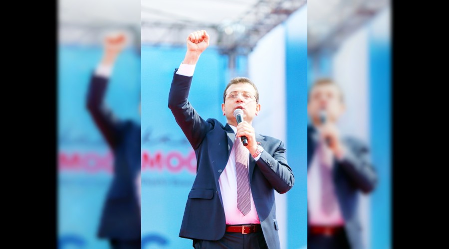 �nce Kuran tilaveti, sonra miting